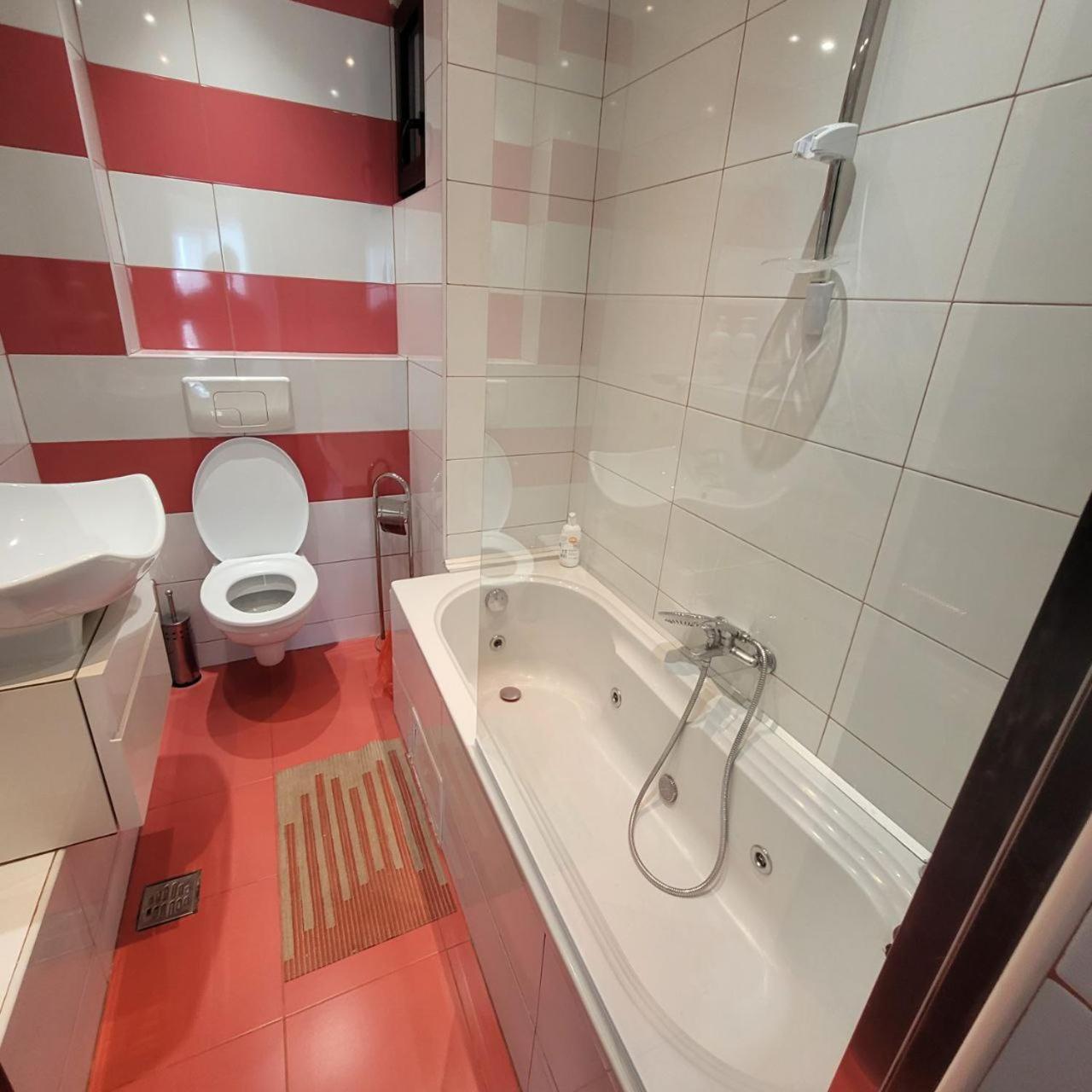 Anastasia Bratianu Apart 28B Beautiful View Self Check From 2 Pm Bucharest Luaran gambar