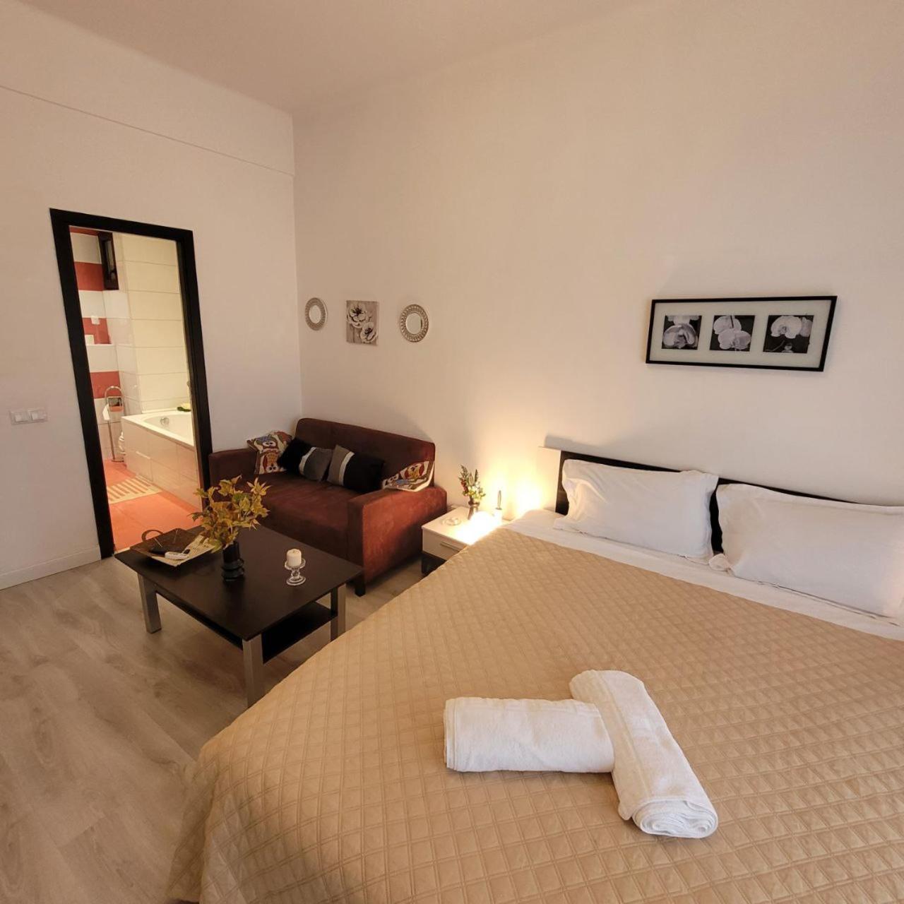 Anastasia Bratianu Apart 28B Beautiful View Self Check From 2 Pm Bucharest Luaran gambar